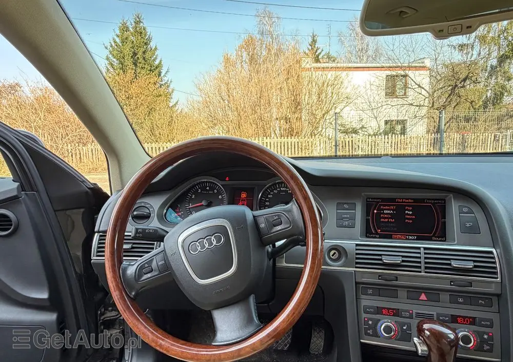 AUDI A6 Limousine 