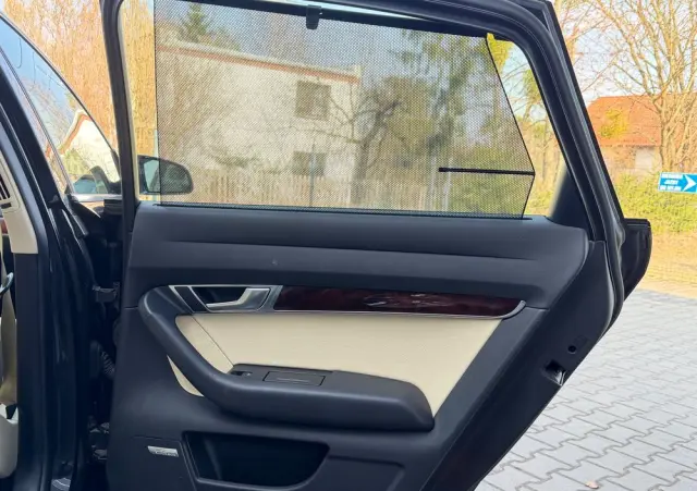 AUDI A6 Limousine 