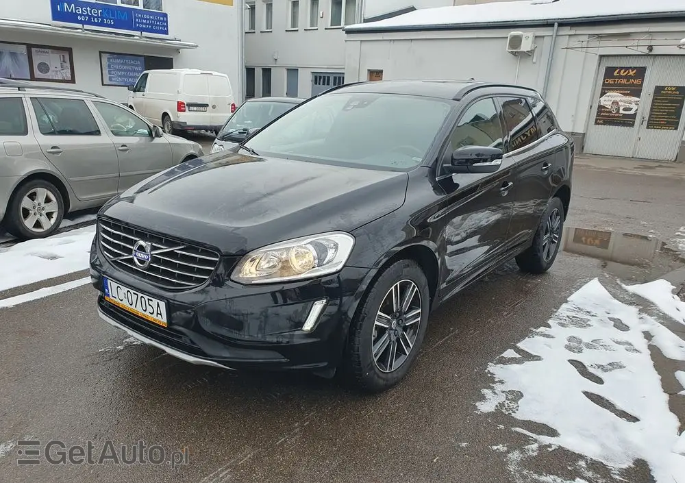 VOLVO XC 60 D4 Momentum Pro