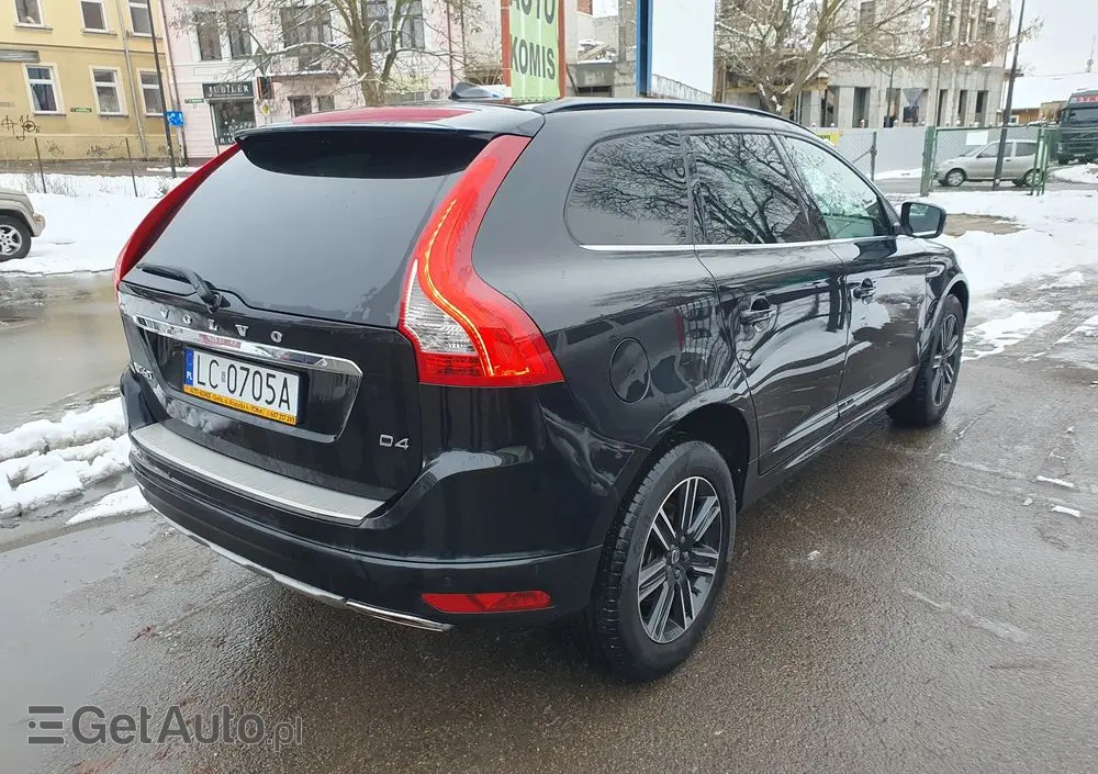 VOLVO XC 60 D4 Momentum Pro