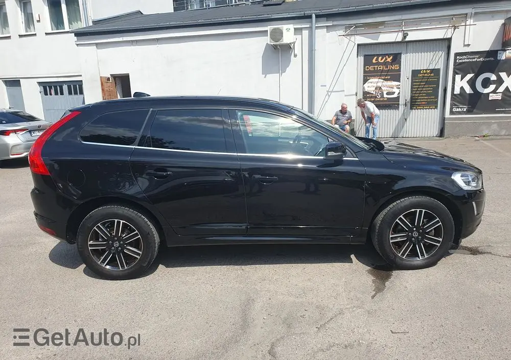 VOLVO XC 60 D4 Momentum Pro