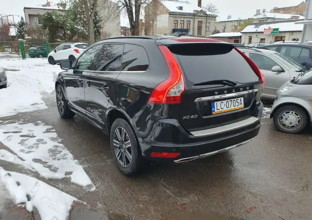 VOLVO XC 60 D4 Momentum Pro