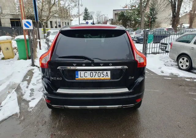 VOLVO XC 60 D4 Momentum Pro