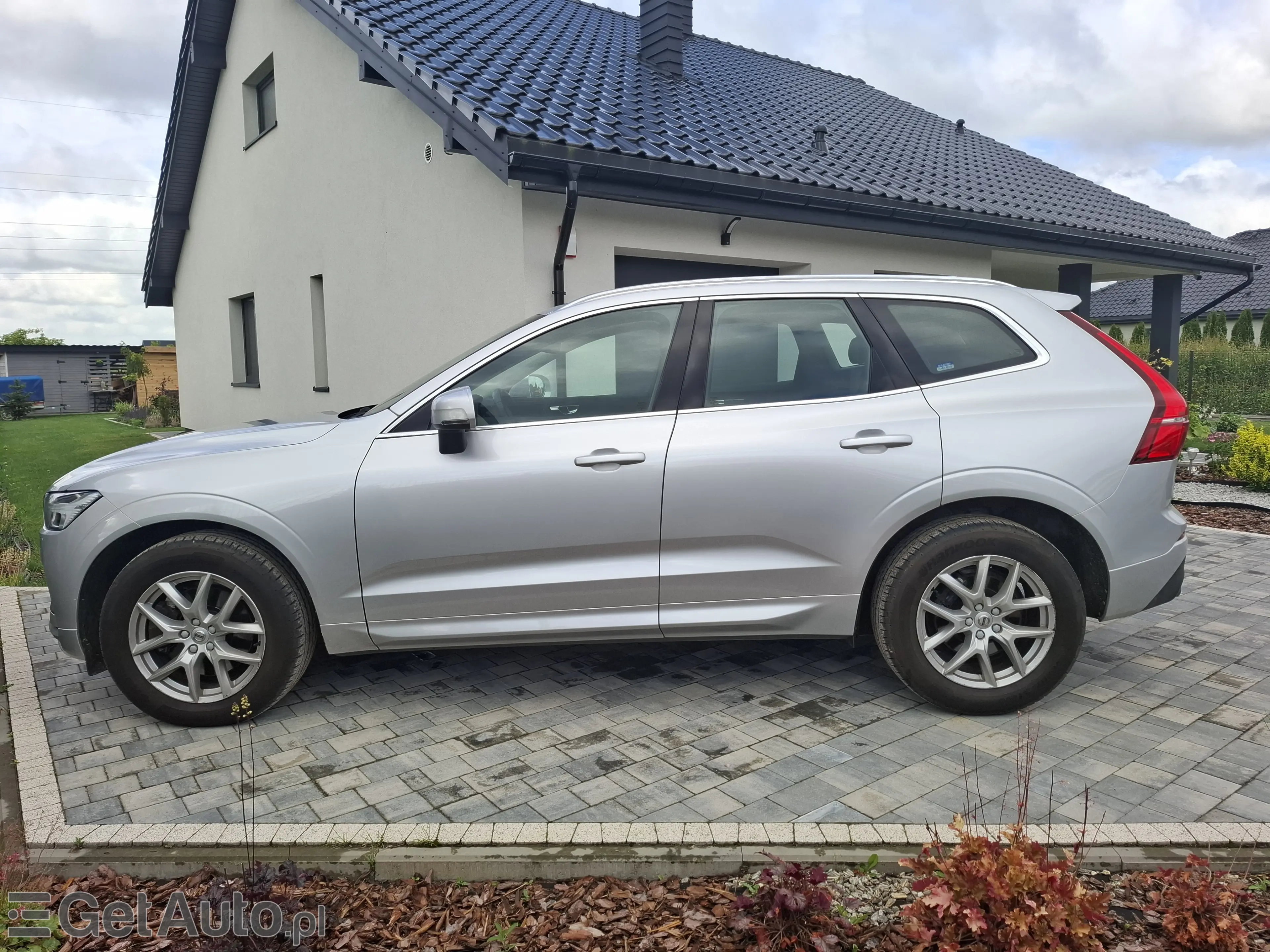 VOLVO XC 60 Momentum AWD