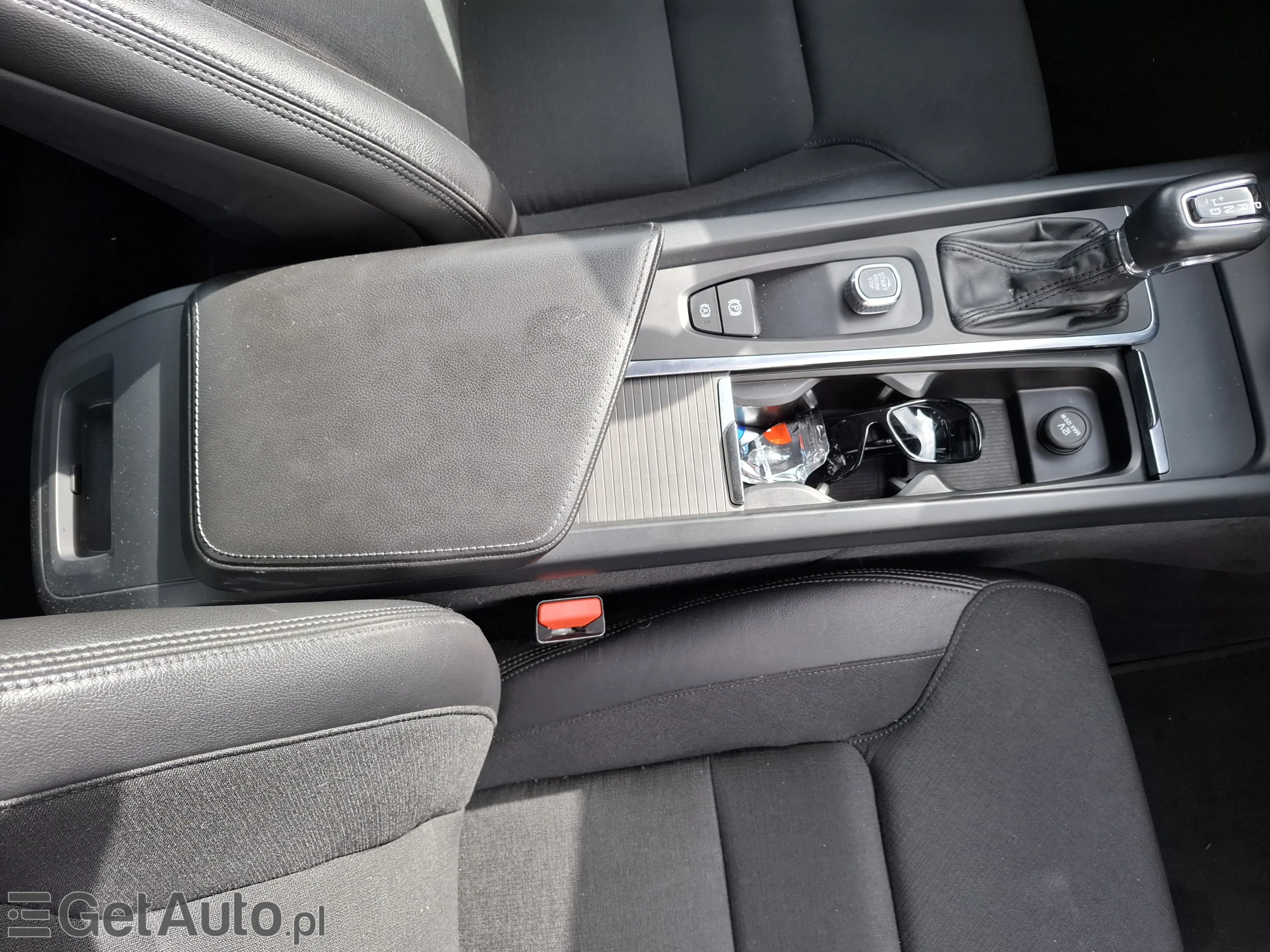 VOLVO XC 60 Momentum AWD