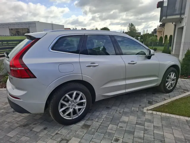 VOLVO XC 60 Momentum AWD
