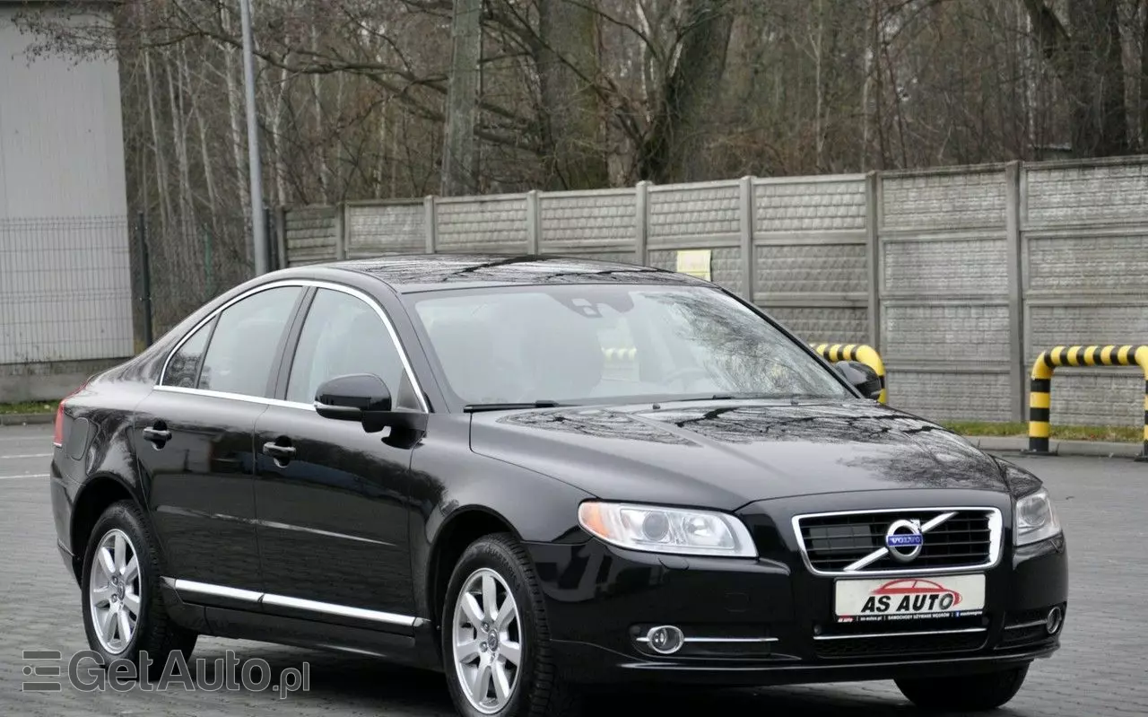 VOLVO S80 T4 Summum