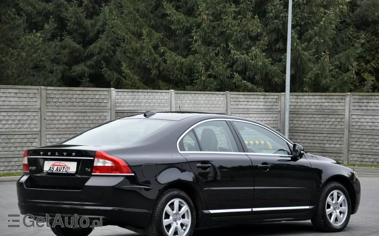 VOLVO S80 T4 Summum