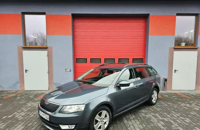 SKODA Octavia 