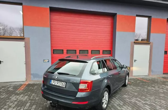 SKODA Octavia 