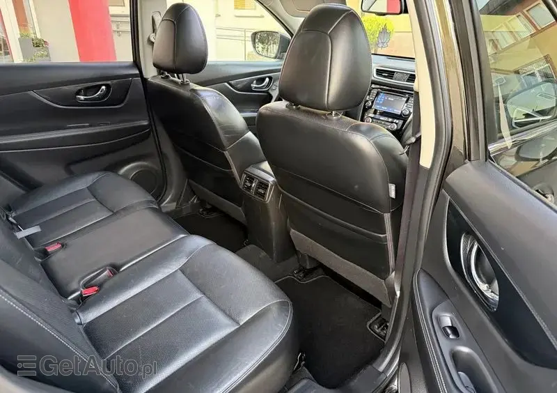 NISSAN X-Trail 1.6 DCi N-Connecta 2WD