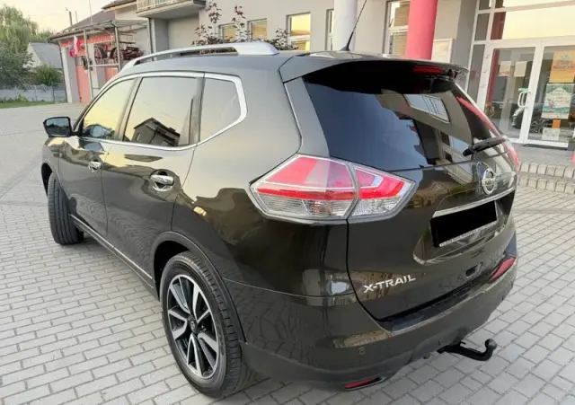 NISSAN X-Trail 1.6 DCi N-Connecta 2WD