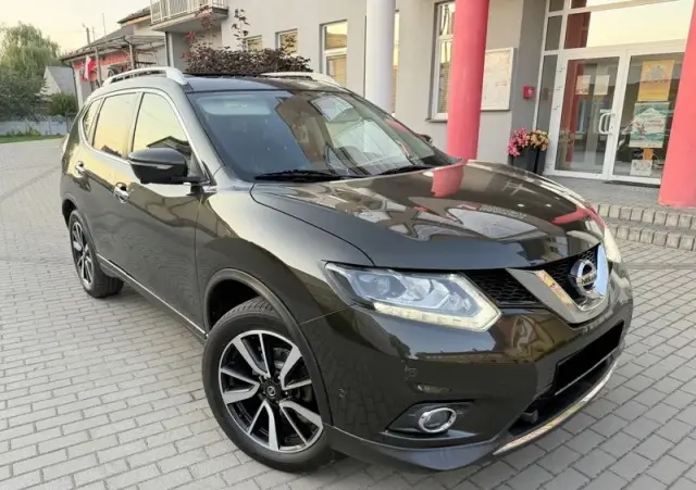 NISSAN X-Trail 1.6 DCi N-Connecta 2WD