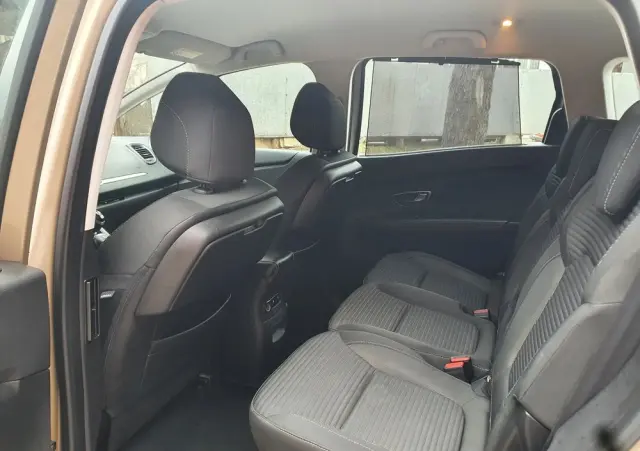 RENAULT Grand Scenic TCe 140 GPF BUSINESS EDITION
