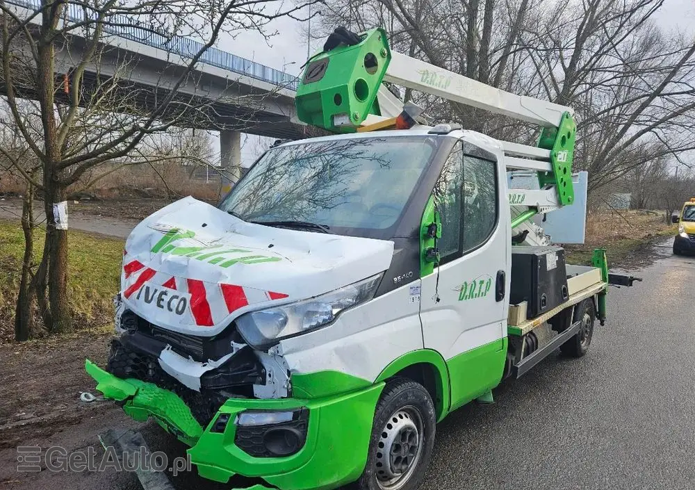 IVECO DAILY  ZWYŻKA , PODNOŚNIK KOSZOWY 20 METRÓW 