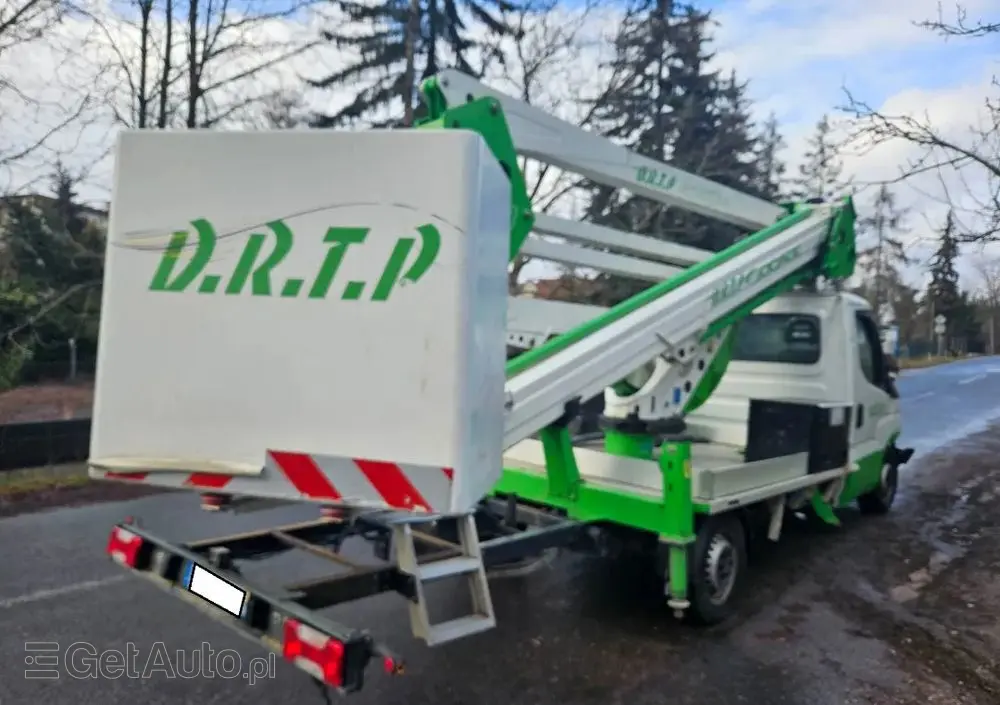 IVECO DAILY  ZWYŻKA , PODNOŚNIK KOSZOWY 20 METRÓW 