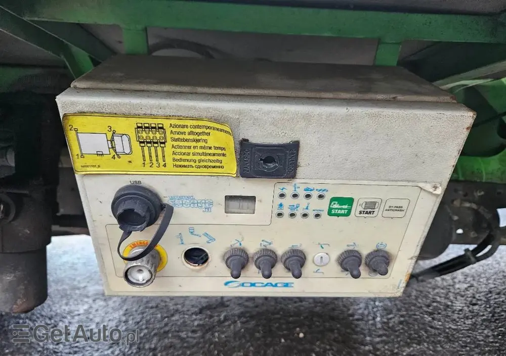 IVECO DAILY  ZWYŻKA , PODNOŚNIK KOSZOWY 20 METRÓW 