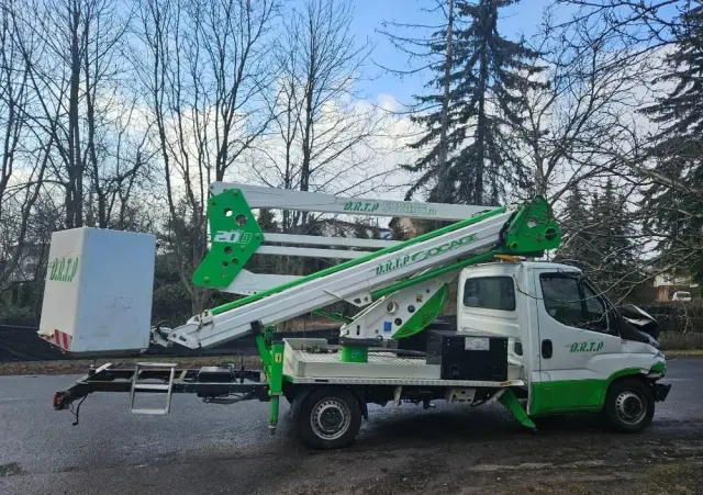 IVECO DAILY  ZWYŻKA , PODNOŚNIK KOSZOWY 20 METRÓW 