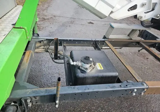 IVECO DAILY  ZWYŻKA , PODNOŚNIK KOSZOWY 20 METRÓW 