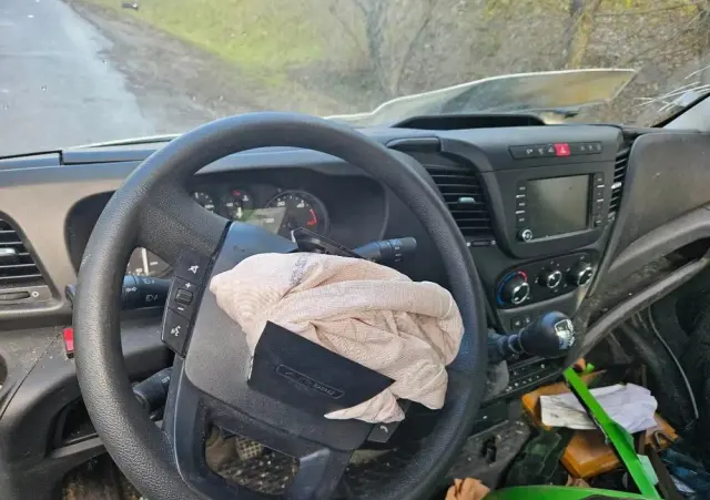 IVECO DAILY  ZWYŻKA , PODNOŚNIK KOSZOWY 20 METRÓW 