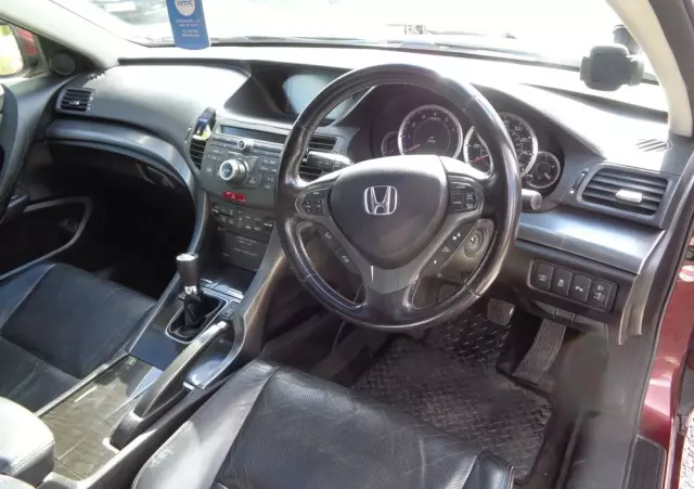 HONDA Accord 2.2d Elegance