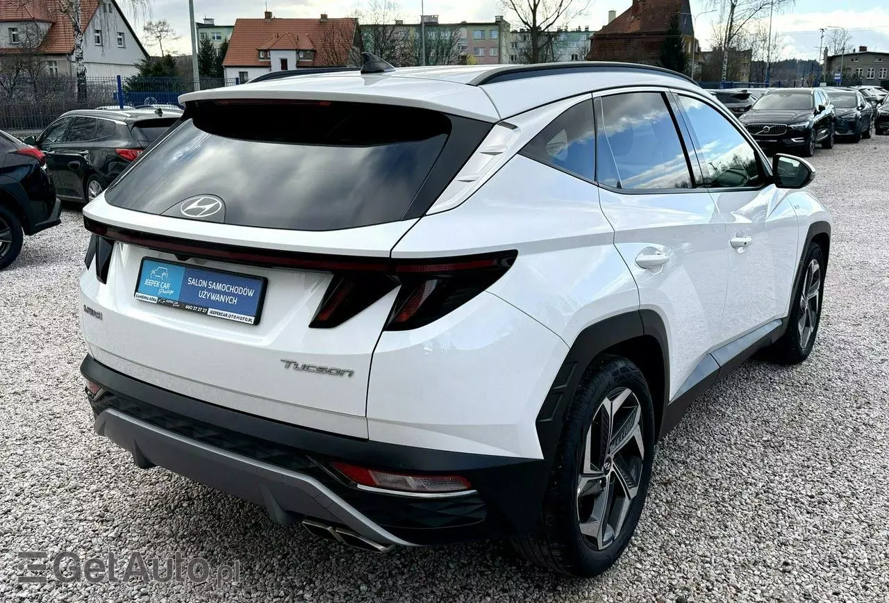 HYUNDAI Tucson 