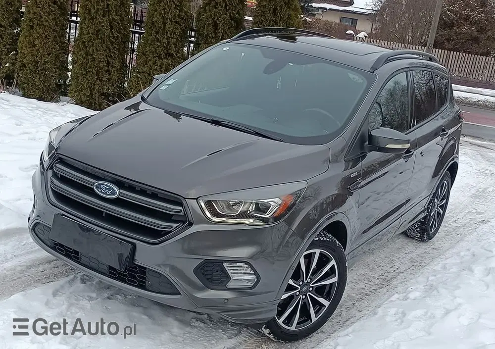 FORD Kuga 2.0 TDCi 2x4 ST-Line
