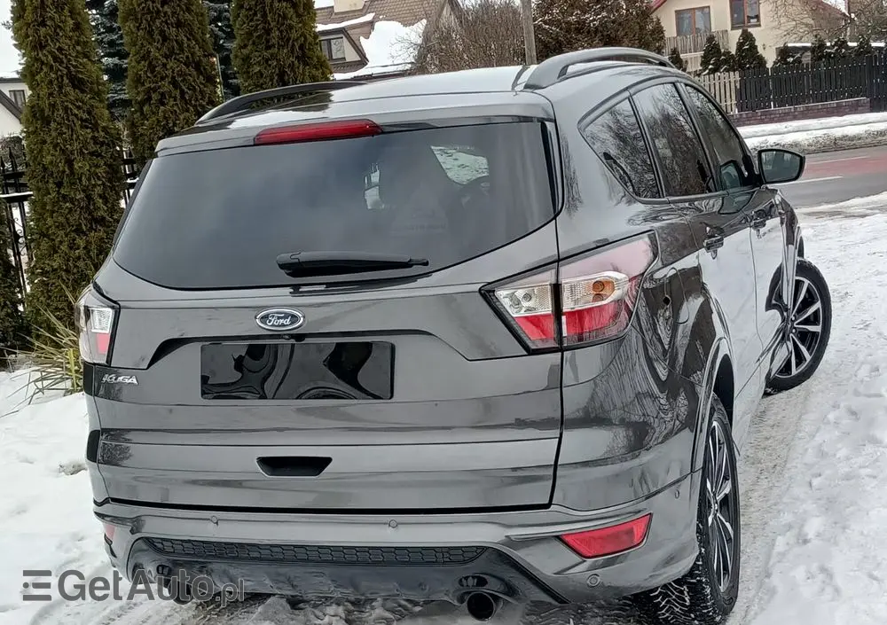 FORD Kuga 2.0 TDCi 2x4 ST-Line