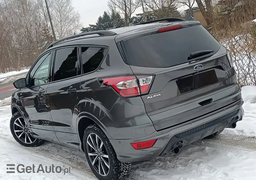 FORD Kuga 2.0 TDCi 2x4 ST-Line