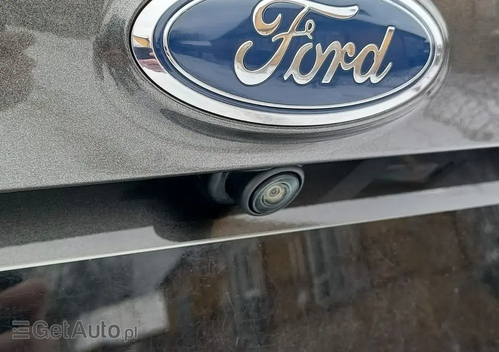 FORD Kuga 2.0 TDCi 2x4 ST-Line