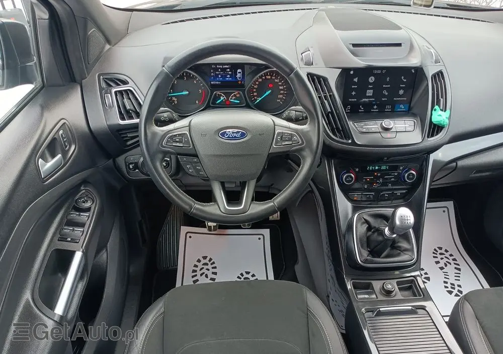 FORD Kuga 2.0 TDCi 2x4 ST-Line