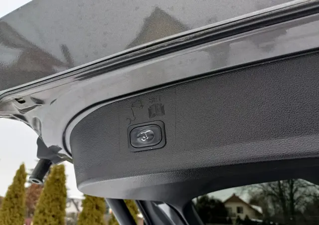 FORD Kuga 2.0 TDCi 2x4 ST-Line