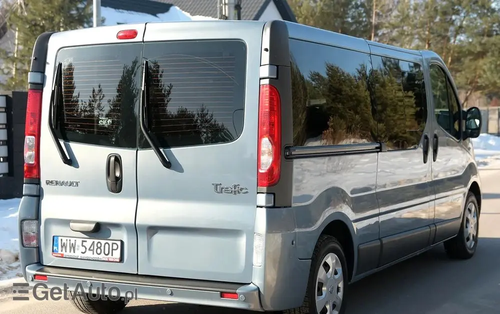 RENAULT Trafic Passenger Pack Clim