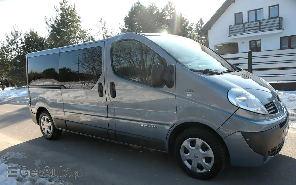 RENAULT Trafic Passenger Pack Clim