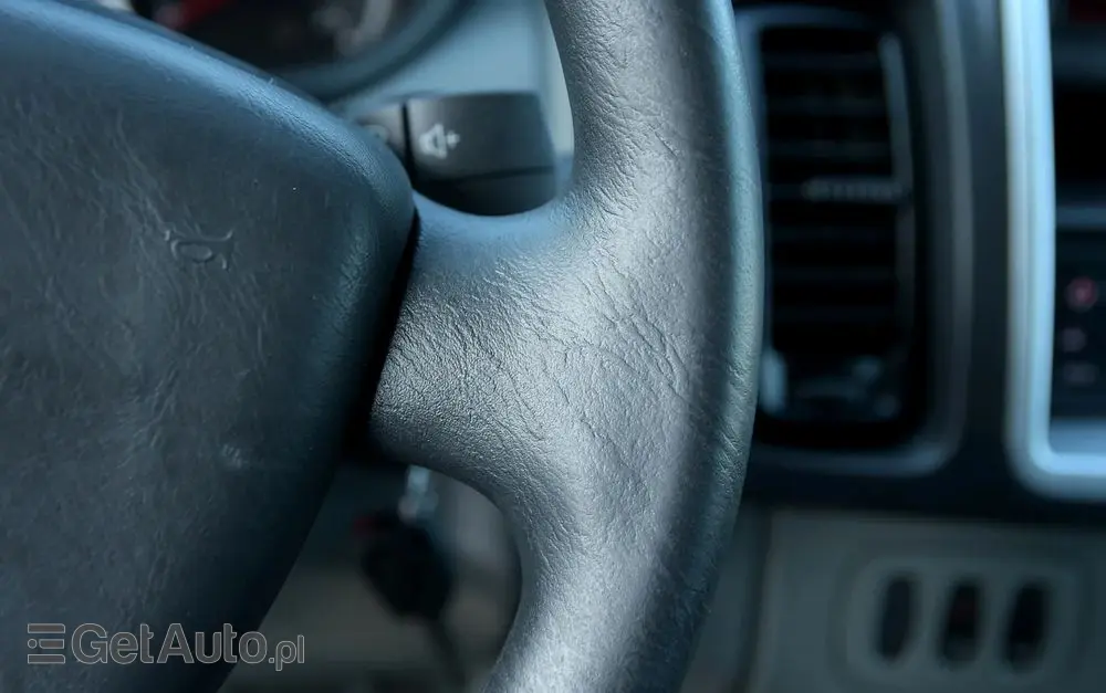 RENAULT Trafic Passenger Pack Clim