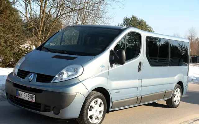 RENAULT Trafic Passenger Pack Clim