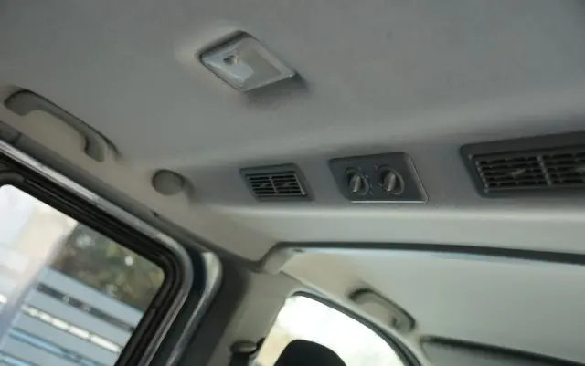 RENAULT Trafic Passenger Pack Clim