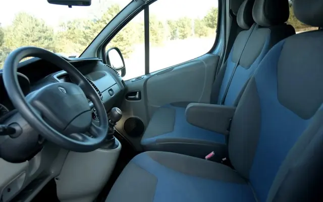 RENAULT Trafic Passenger Pack Clim