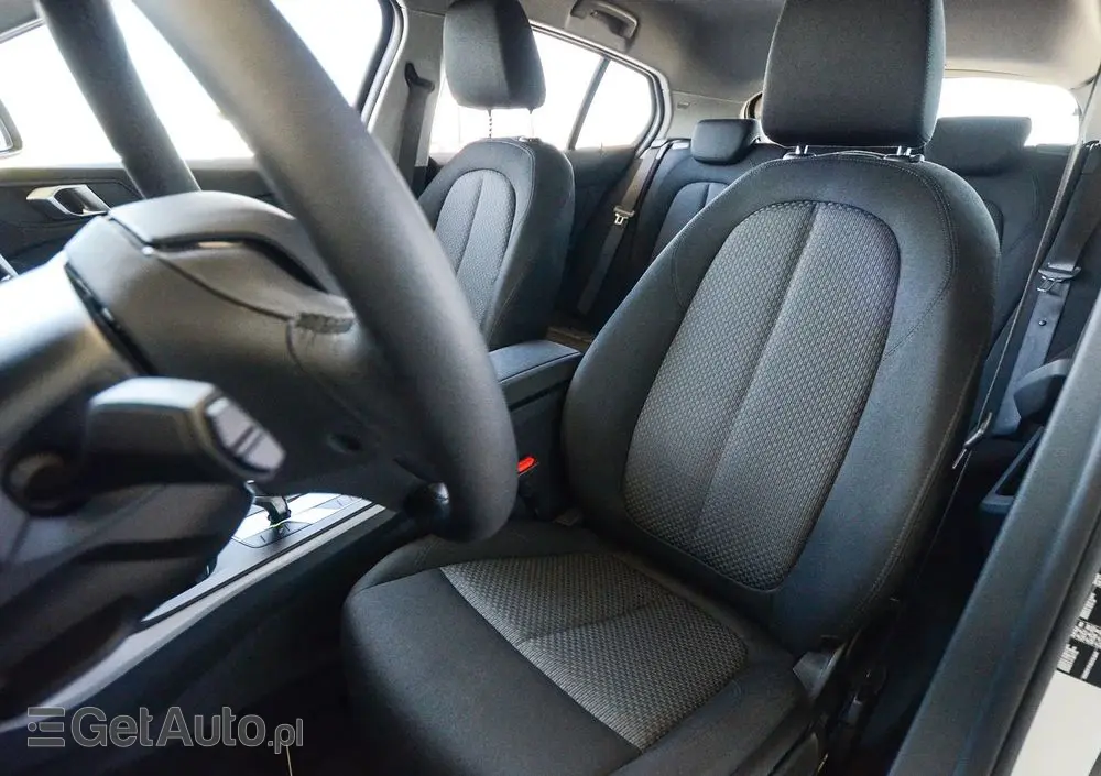 BMW Seria 1 118i Advantage