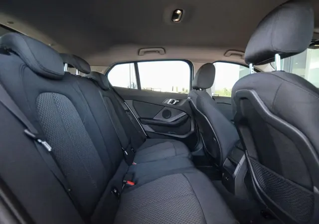 BMW Seria 1 118i Advantage