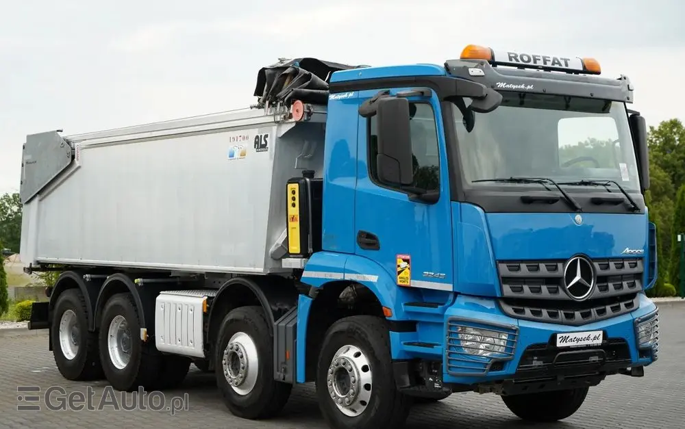 MERCEDES-BENZ AROCS 3243 / 8x4 / WYWROTKA 20m3 / TYLNOZSYP / EURO 6 / OPONY 100 % / ŁADOWNOŚĆ: 19,500 KG / HYDROKLAPA 
