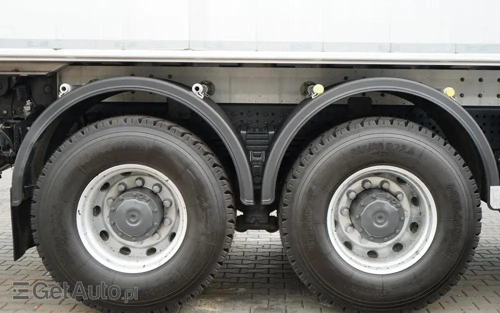 MERCEDES-BENZ AROCS 3243 / 8x4 / WYWROTKA 20m3 / TYLNOZSYP / EURO 6 / OPONY 100 % / ŁADOWNOŚĆ: 19,500 KG / HYDROKLAPA 