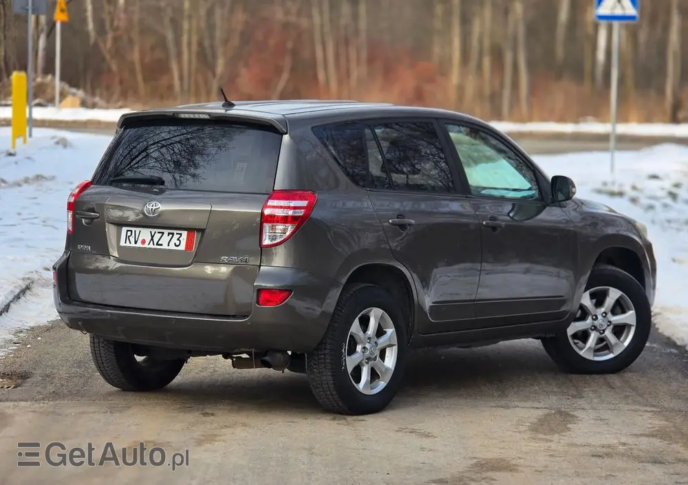 TOYOTA RAV4 2.2 D-4D 4x4 Sol
