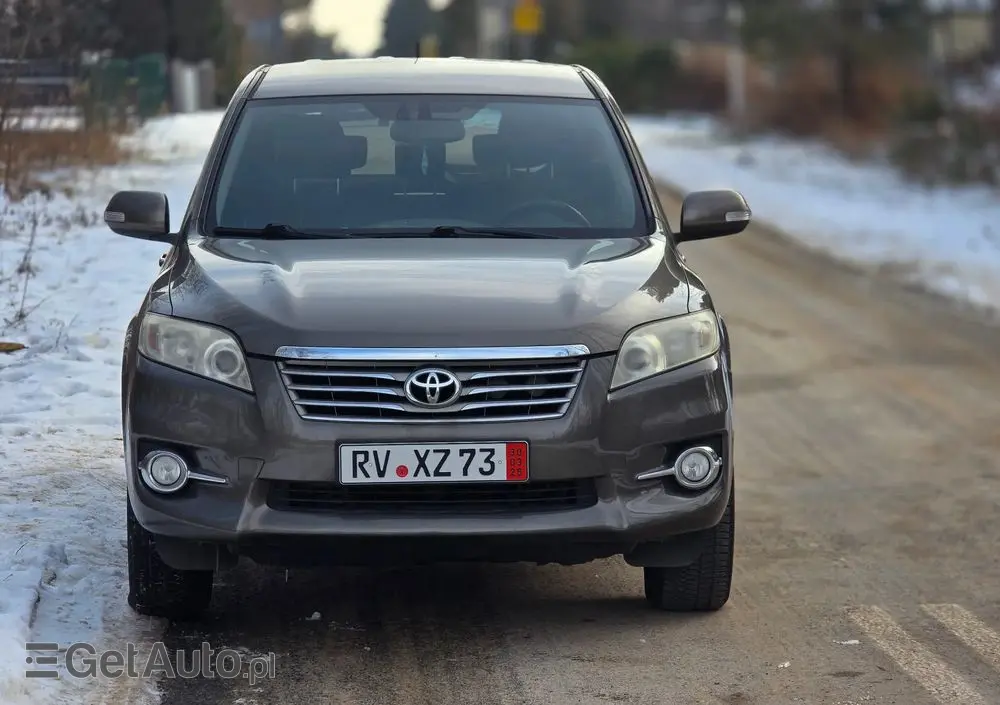 TOYOTA RAV4 2.2 D-4D 4x4 Sol