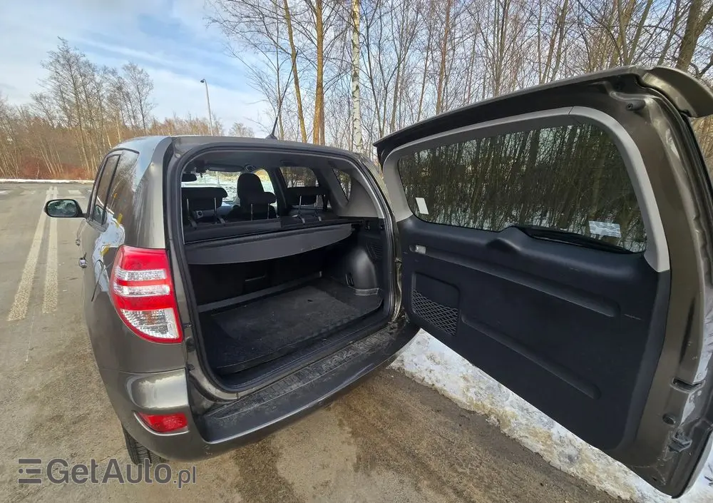 TOYOTA RAV4 2.2 D-4D 4x4 Sol