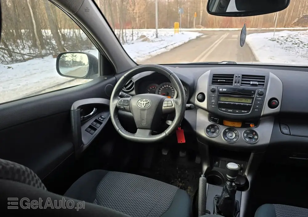 TOYOTA RAV4 2.2 D-4D 4x4 Sol