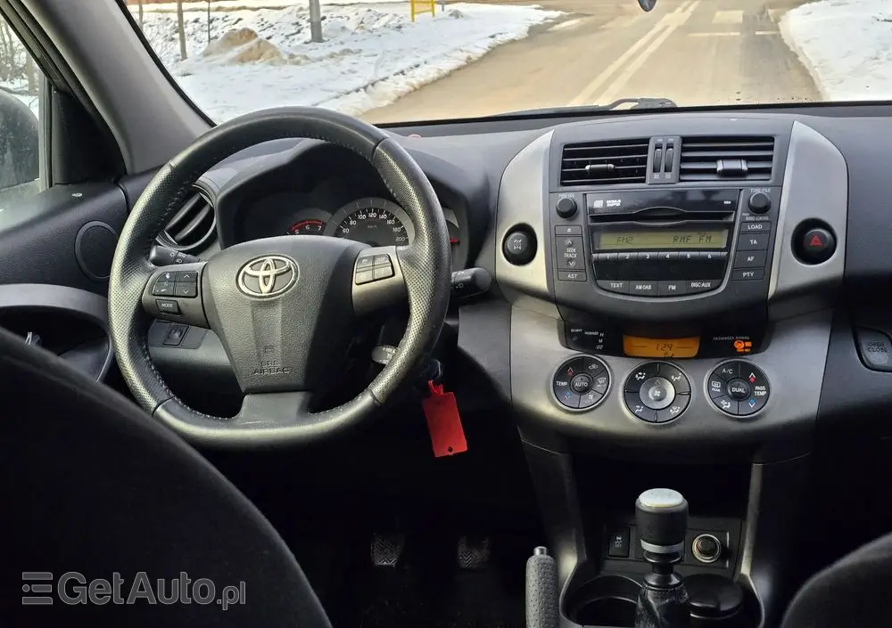 TOYOTA RAV4 2.2 D-4D 4x4 Sol