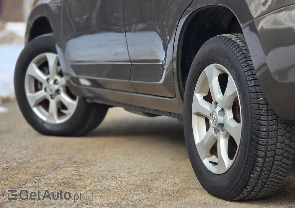 TOYOTA RAV4 2.2 D-4D 4x4 Sol