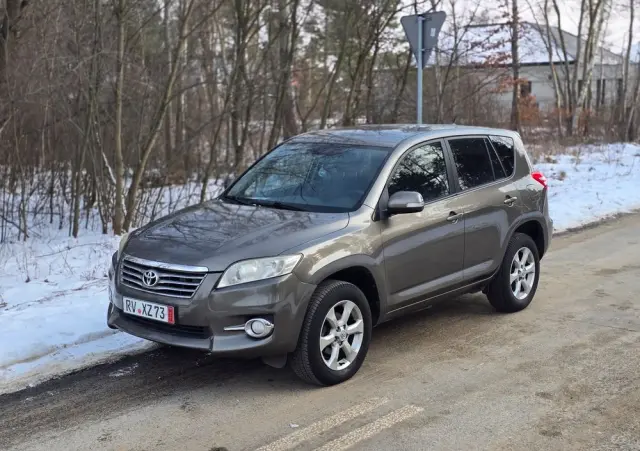 TOYOTA RAV4 2.2 D-4D 4x4 Sol