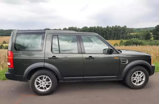 LAND ROVER Discovery 